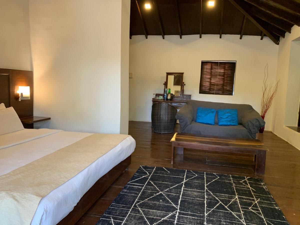 Casa Candolim Beach Front Esterno foto