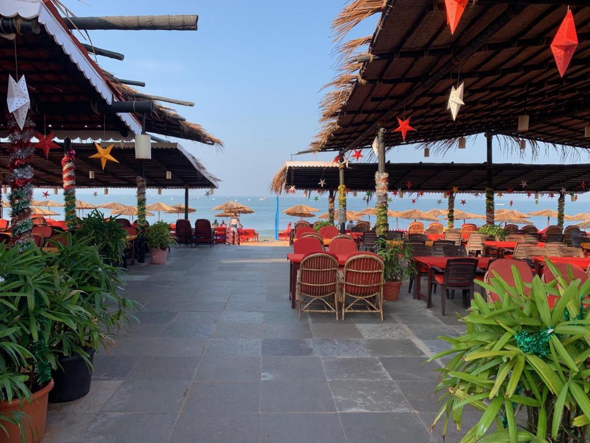 Casa Candolim Beach Front Esterno foto