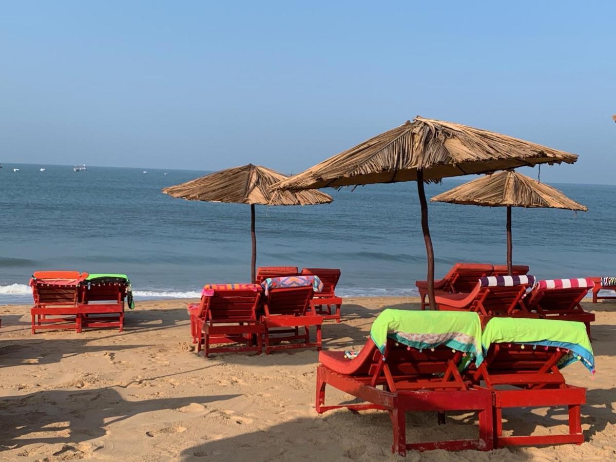 Casa Candolim Beach Front Esterno foto